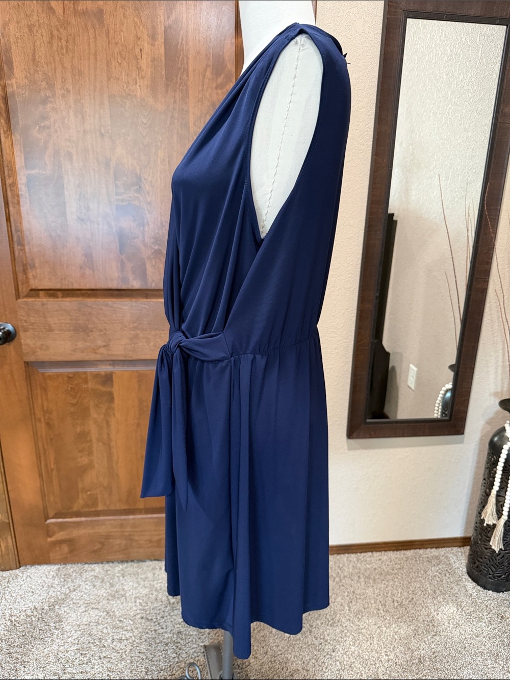 Tahari Navy Sleeveless Faux-Wrap Dress with Side Tie - XL - Picture 3 of 8